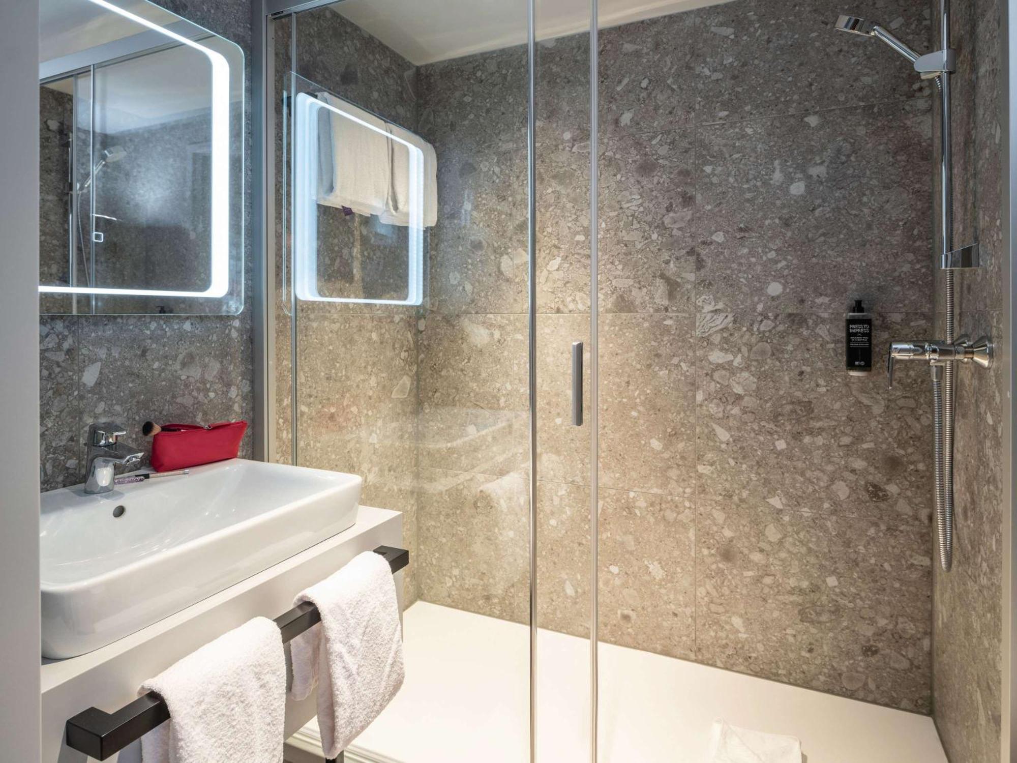 Ibis Styles Graz Messe Hotel Kültér fotó