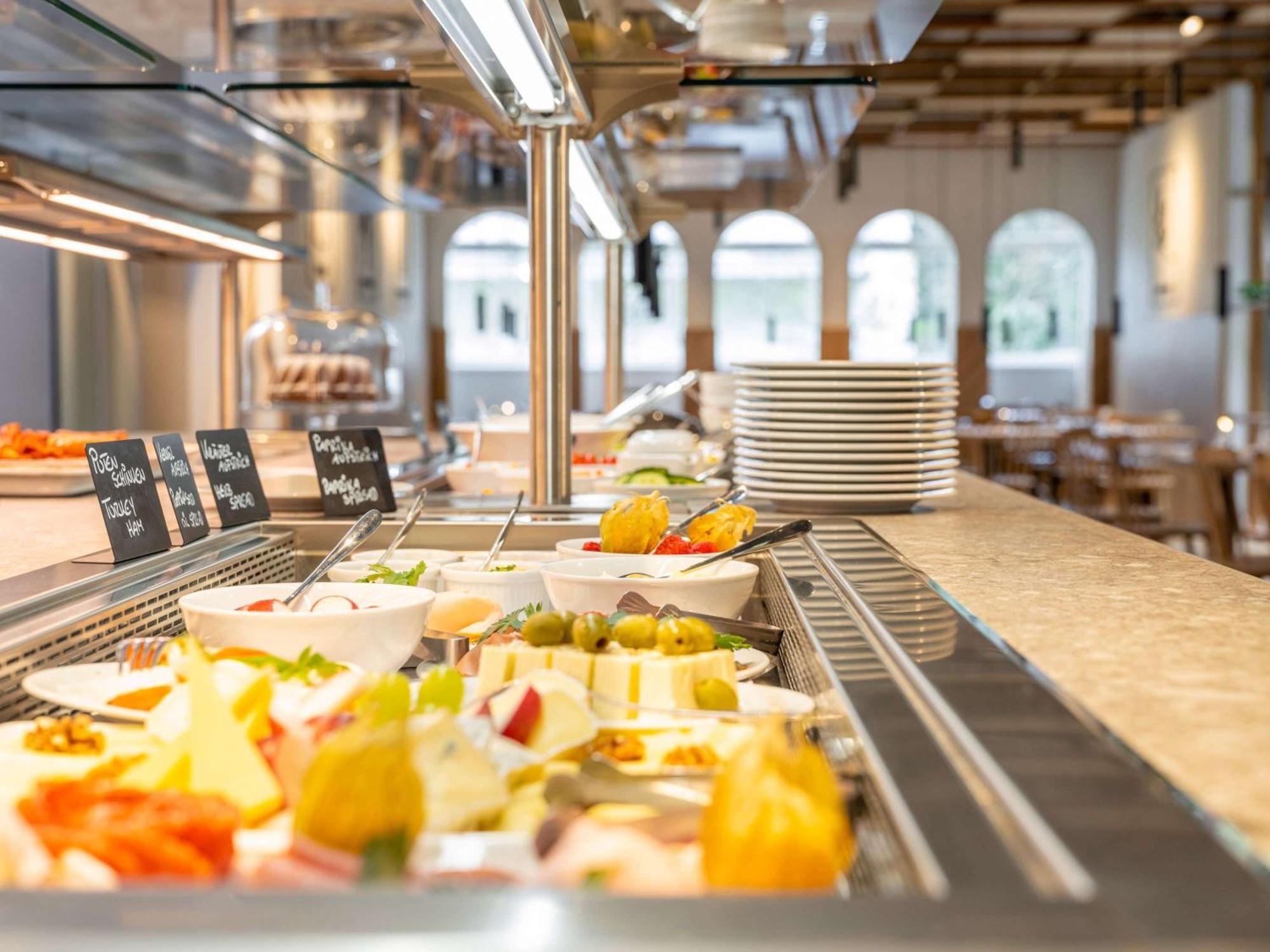 Ibis Styles Graz Messe Hotel Kültér fotó